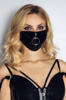 hier klicken für eine vergrösserte Darstellung von Stylische Wetlook Stoff-Maske mit dekorativem Ring schwarz