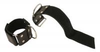 hier klicken für eine vergrösserte Darstellung von Ledapol - Echt Leder Bondage Armfesseln mit Nieten schwarz - Gr. S-L